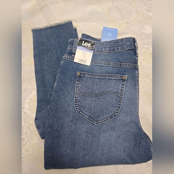 Lee Classic 5 Pockets Blue Jeans NWT - Picture 4 of 6